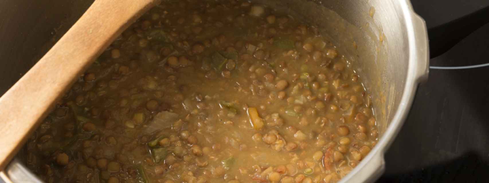 lentejas olla express cuanta agua