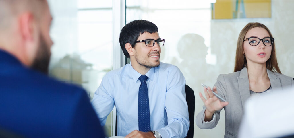 negocios internacionales cuanto gana